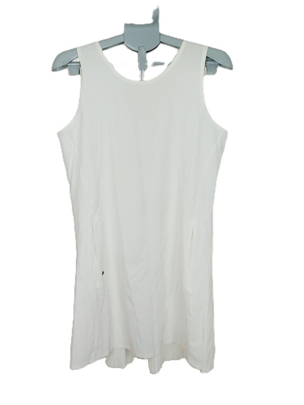 Nike Dri-FIT Sleeveless Golf Dress Women's Size Medium White Pockets Pleated